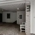 Villa Cozy Arctic Circle Family House